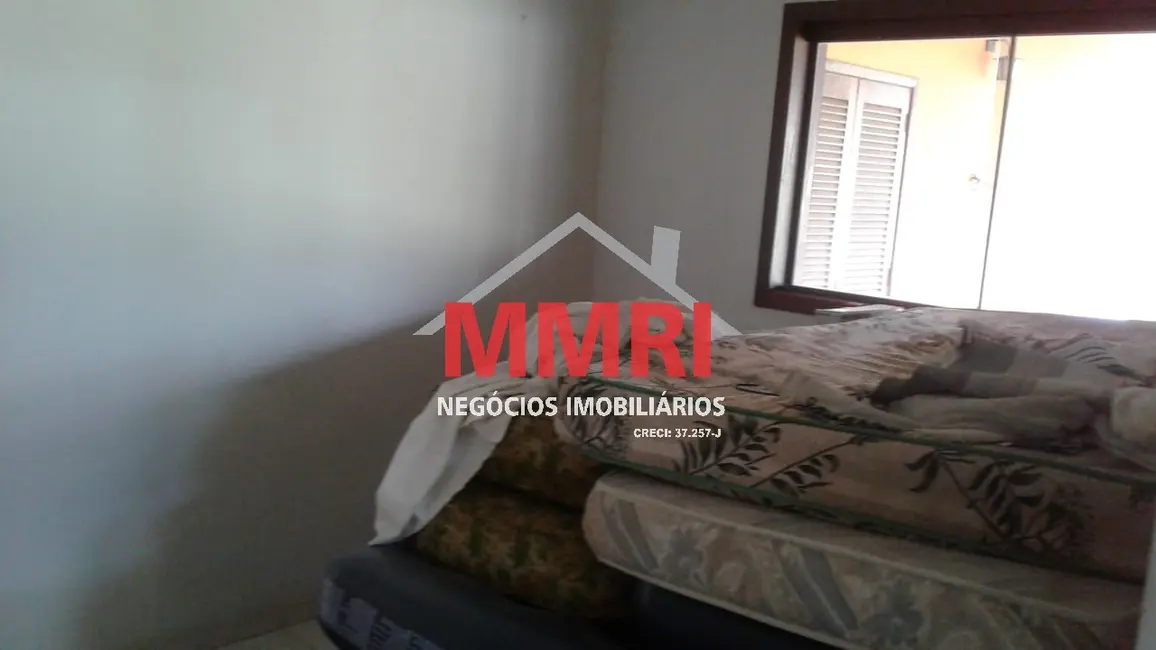 Foto 8 de Chácara com 3 quartos à venda e para alugar, 400m2 em Aracoiaba Da Serra - SP