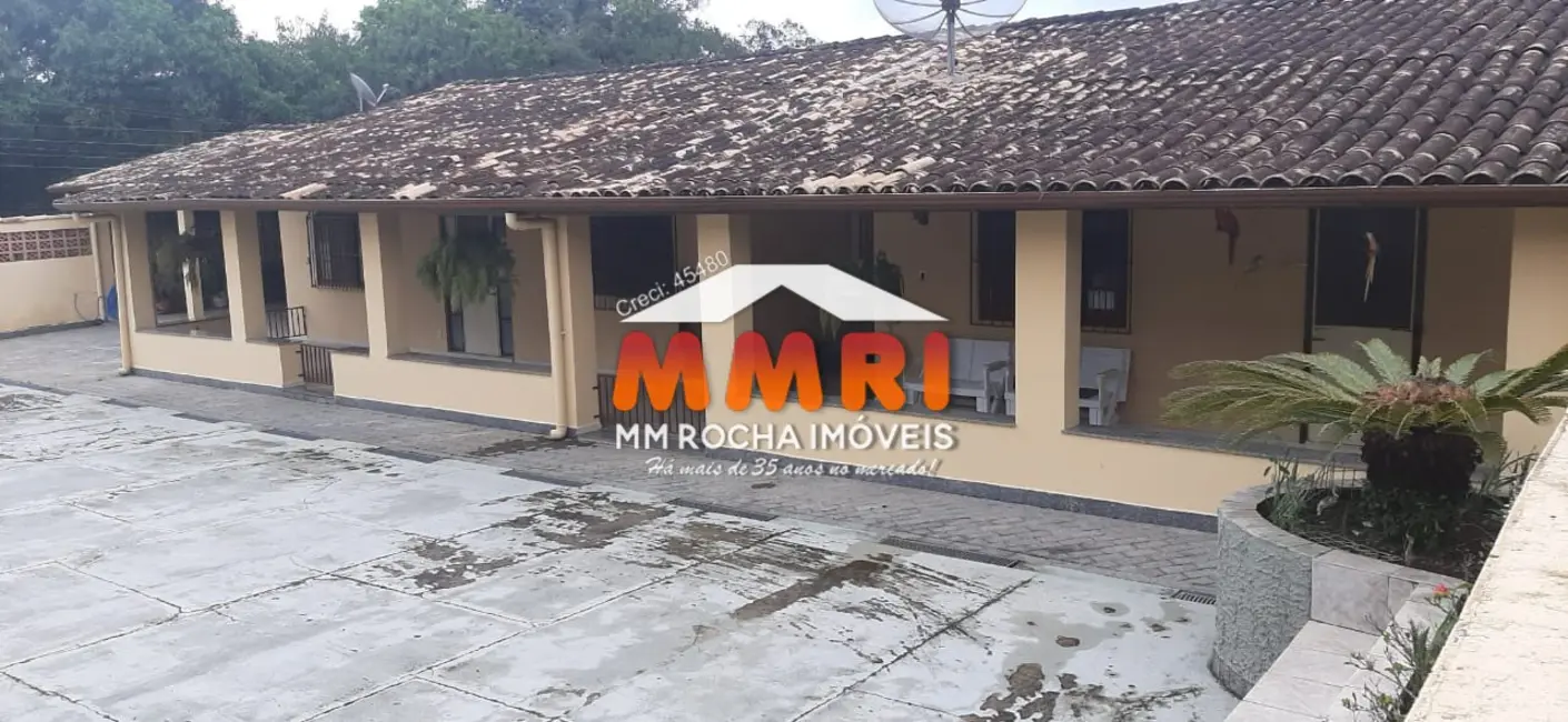 Foto 3 de Chácara com 4 quartos à venda, 300m2 em Aracoiaba Da Serra - SP