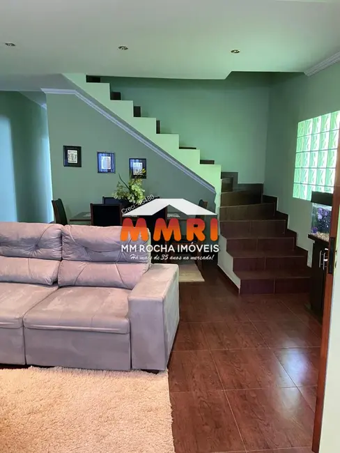 Casa com 4 quartos à venda, 250m2 em Vila Marieta, Campinas - SP - imagem 3 Foto 3 de Casa com 4 quartos à venda, 250m2 em Vila Marieta, Campinas - SP