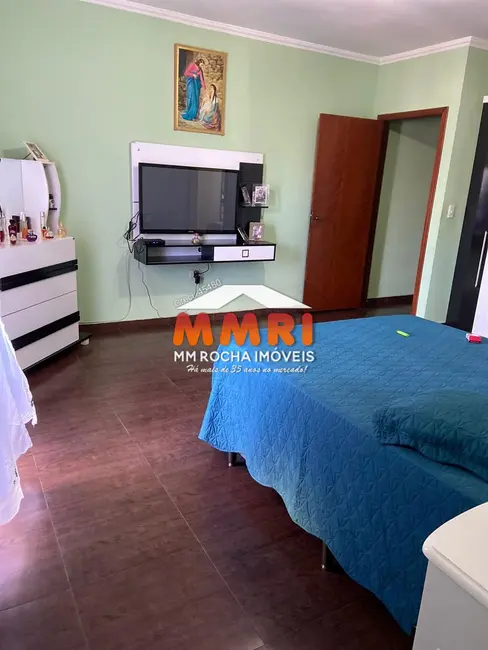 Casa com 4 quartos à venda, 250m2 em Vila Marieta, Campinas - SP - imagem 7 Foto 7 de Casa com 4 quartos à venda, 250m2 em Vila Marieta, Campinas - SP