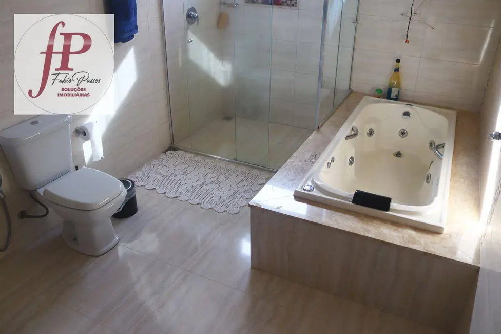 Sobrado com 5 quartos à venda, 640m2 em Mundo Novo - MS - imagem 8 Foto 8 de Sobrado com 5 quartos à venda, 640m2 em Mundo Novo - MS