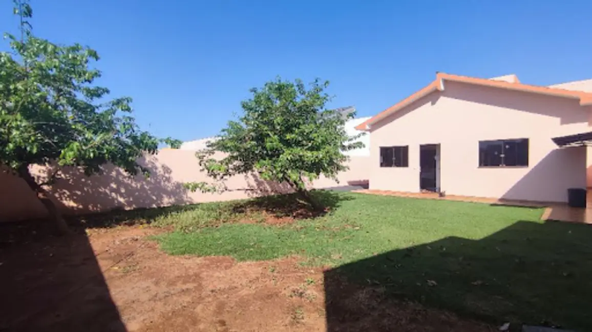 Casa com 3 quartos à venda, 360m2 em Mundo Novo - MS - imagem 3 Foto 3 de Casa com 3 quartos à venda, 360m2 em Mundo Novo - MS