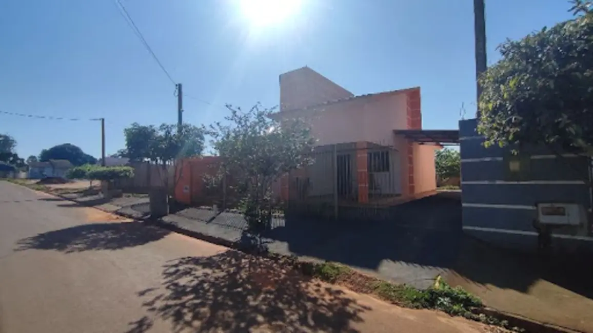 Foto 2 de Casa com 3 quartos à venda, 360m2 em Mundo Novo - MS