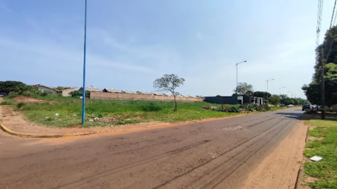 Foto 1 de Terreno / Lote à venda, 418m2 em Mundo Novo - MS