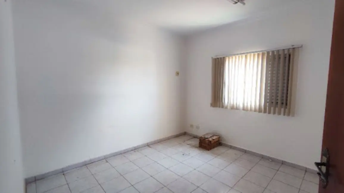 Foto 3 de Sobrado com 5 quartos à venda, 232m2 em Centro, Eldorado - MS
