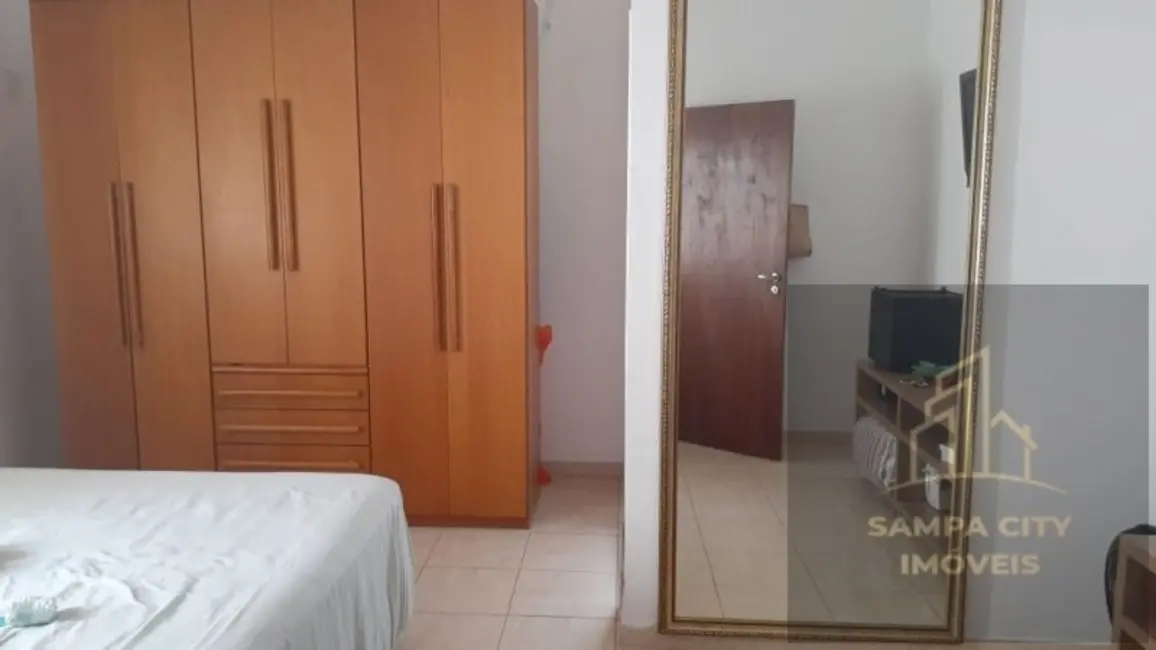 Sobrado com 3 quartos à venda, 245m2 em Santo Amaro, São Paulo - SP - imagem 4 Foto 4 de Sobrado com 3 quartos à venda, 245m2 em Santo Amaro, São Paulo - SP