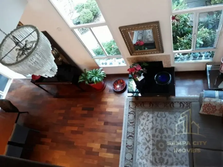 Foto 8 de Casa com 5 quartos para alugar, 350m2 em Santo Amaro, São Paulo - SP