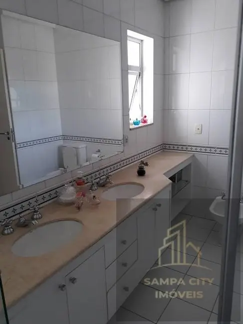 Foto 4 de Casa com 5 quartos para alugar, 350m2 em Santo Amaro, São Paulo - SP