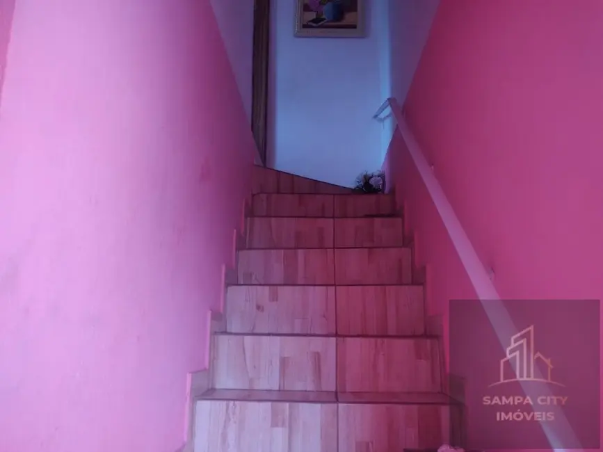 Casa com 2 quartos à venda, 250m2 em Jardim Eliana, São Paulo - SP - imagem 2 Foto 2 de Casa com 2 quartos à venda, 250m2 em Jardim Eliana, São Paulo - SP