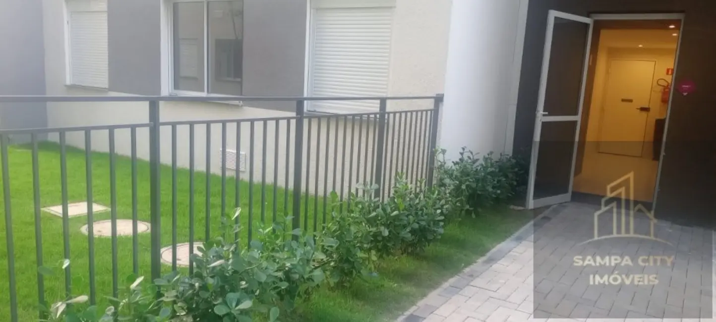 Foto 2 de Apartamento com 2 quartos para alugar, 33m2 em Socorro, São Paulo - SP