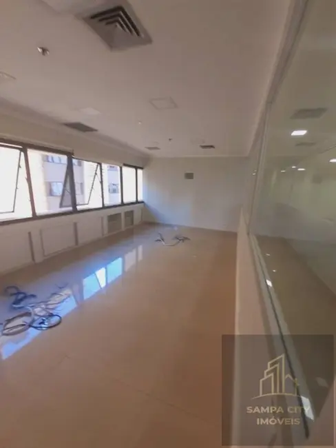 Foto 1 de Sala Comercial à venda em Cidade Monções, São Paulo - SP