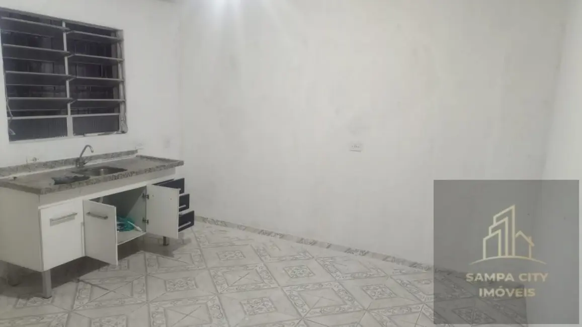 Foto 3 de Casa com 2 quartos à venda, 200m2 em Cidade Ipava, São Paulo - SP