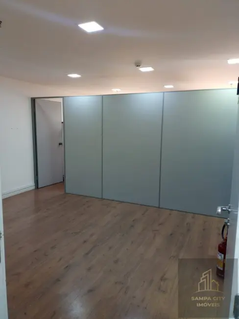 Sala Comercial à venda, 45m2 em Santo Amaro, São Paulo - SP - imagem 4 Foto 4 de Sala Comercial à venda, 45m2 em Santo Amaro, São Paulo - SP