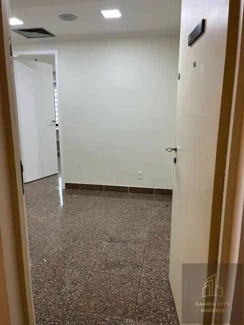 Foto 3 de Sala Comercial à venda, 30m2 em Indianópolis, São Paulo - SP