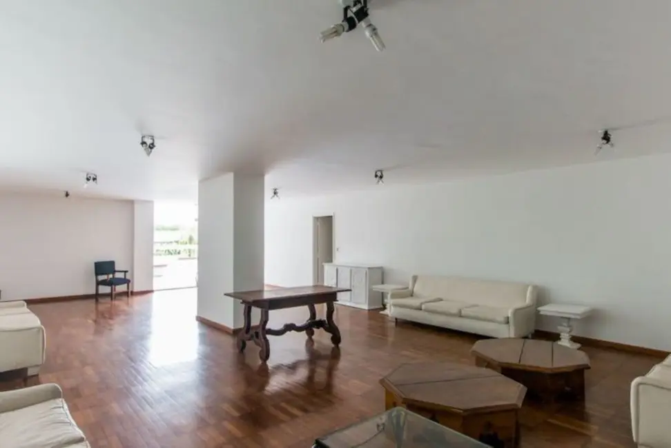 Apartamento com 3 quartos à venda, 129m2 em Jardim Paulista, São Paulo - SP - imagem 3 Foto 3 de Apartamento com 3 quartos à venda, 129m2 em Jardim Paulista, São Paulo - SP