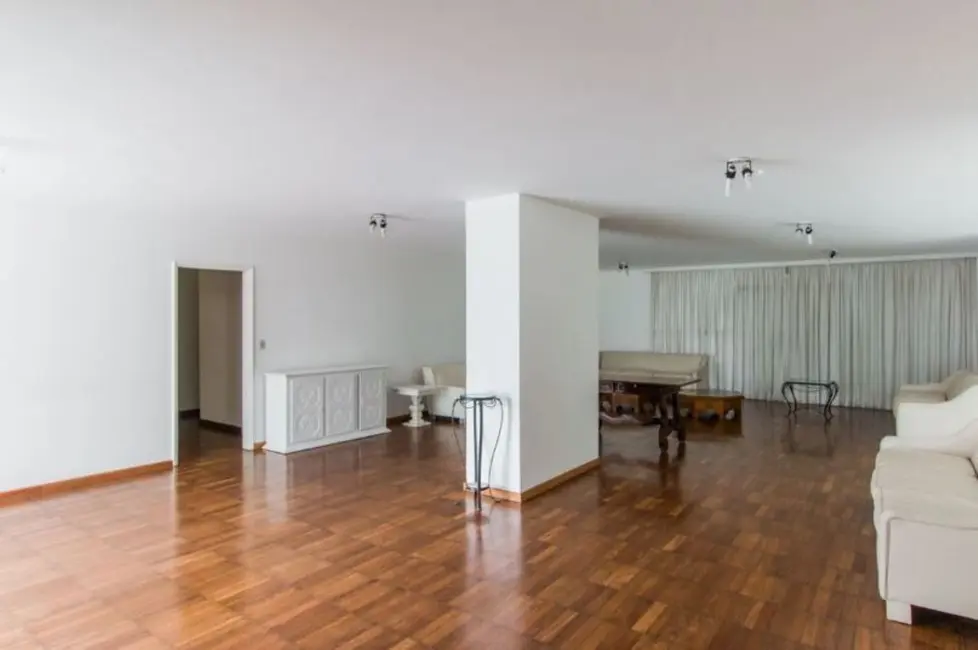 Apartamento com 3 quartos à venda, 129m2 em Jardim Paulista, São Paulo - SP - imagem 2 Foto 2 de Apartamento com 3 quartos à venda, 129m2 em Jardim Paulista, São Paulo - SP