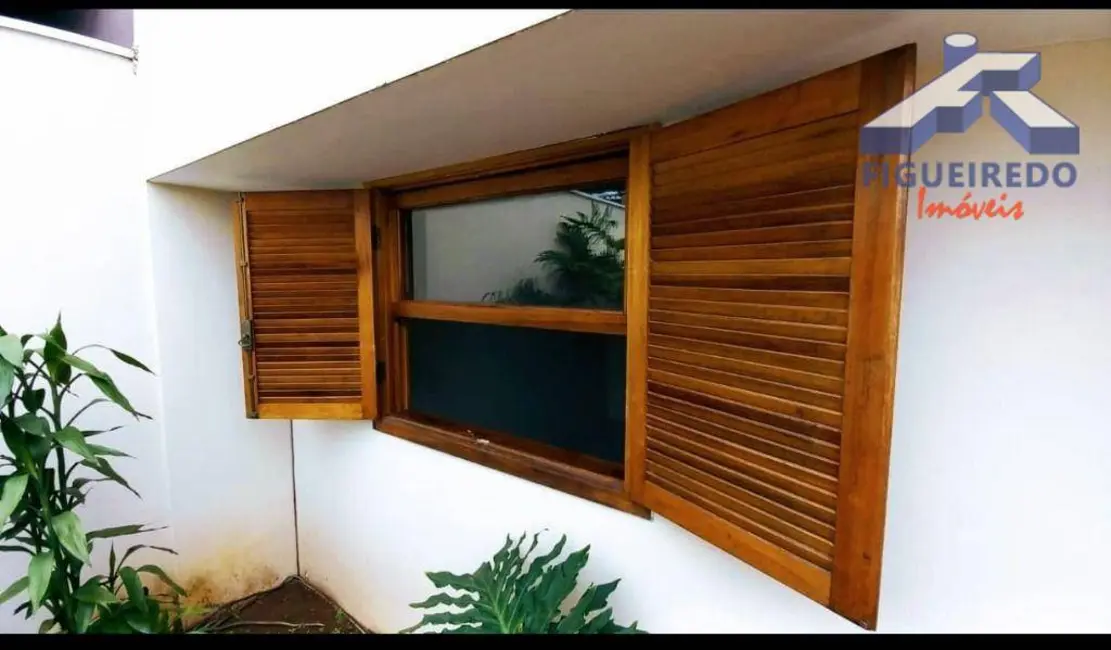 Foto 3 de Casa com 2 quartos à venda, 150m2 em Jardim Vale da Lua, Tatui - SP