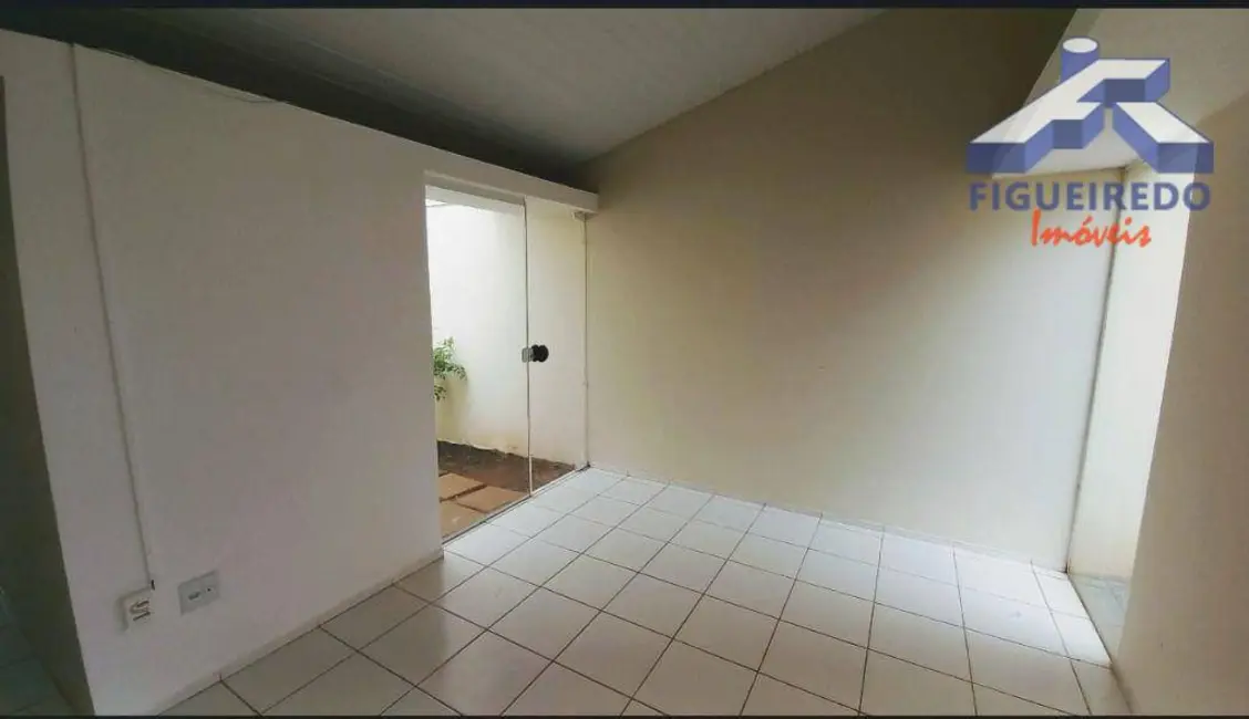 Foto 9 de Casa com 2 quartos à venda, 150m2 em Jardim Vale da Lua, Tatui - SP