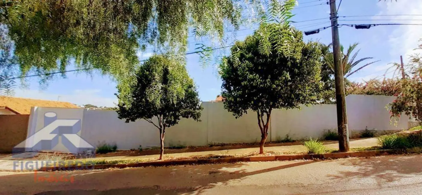 Foto 3 de Casa com 3 quartos à venda, 792m2 em Colina Verde, Tatui - SP