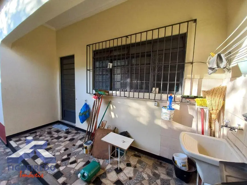 Foto 3 de Casa com 4 quartos à venda, 300m2 em Loteamento Modena, Tatui - SP