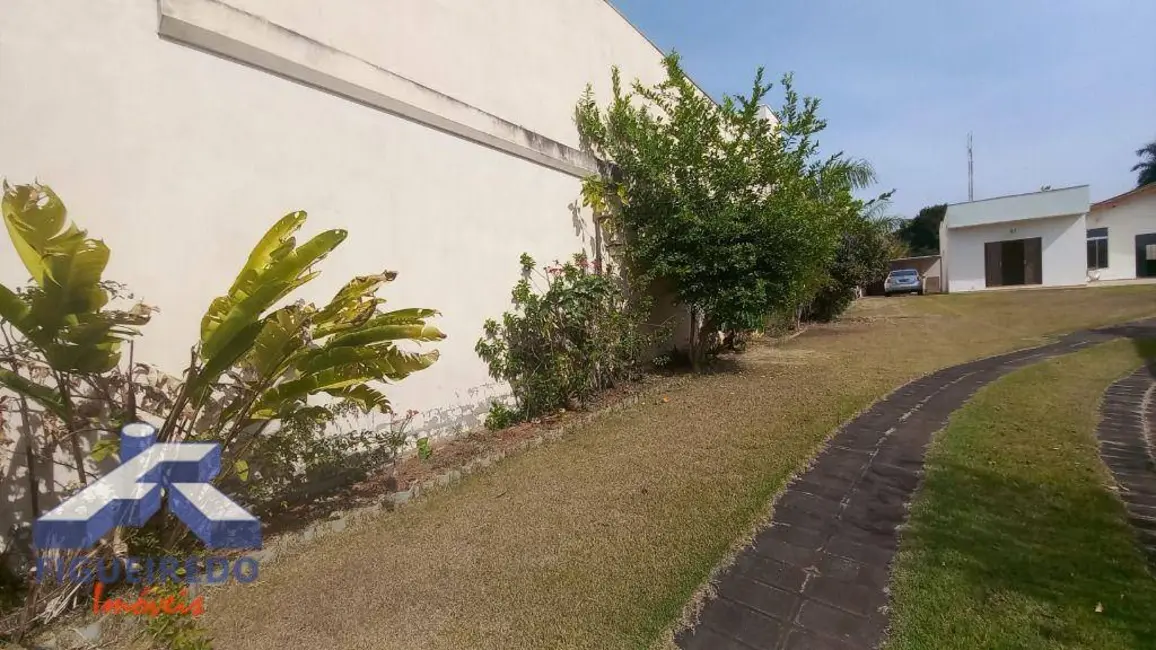 Foto 6 de Casa com 3 quartos à venda, 1000m2 em Parque Santa Maria, Tatui - SP