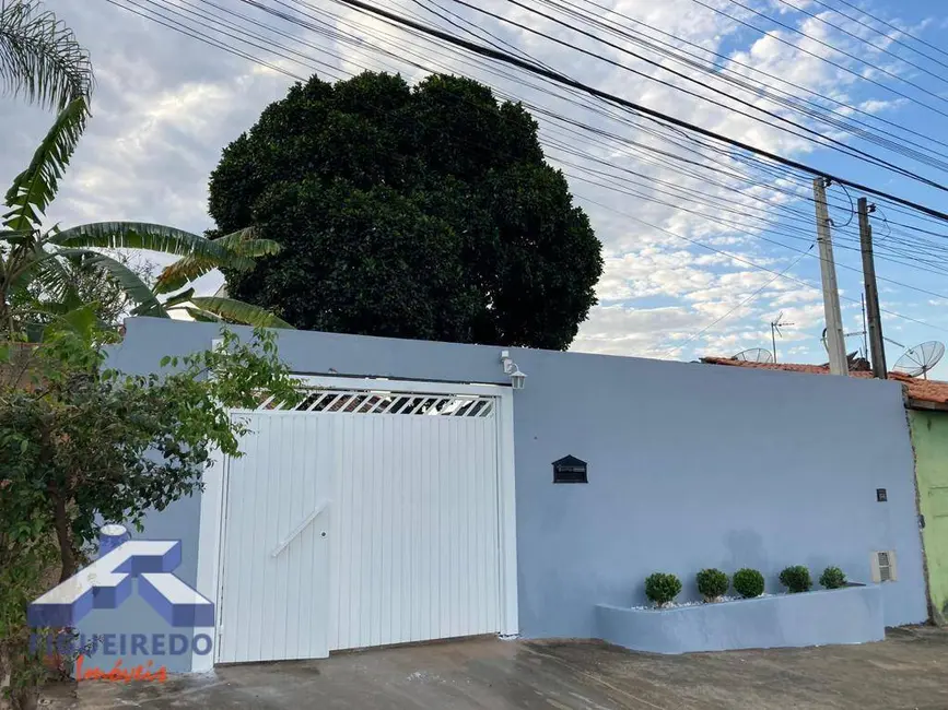 Foto 1 de Casa com 2 quartos à venda, 250m2 em Jardim Thomaz Guedes, Tatui - SP