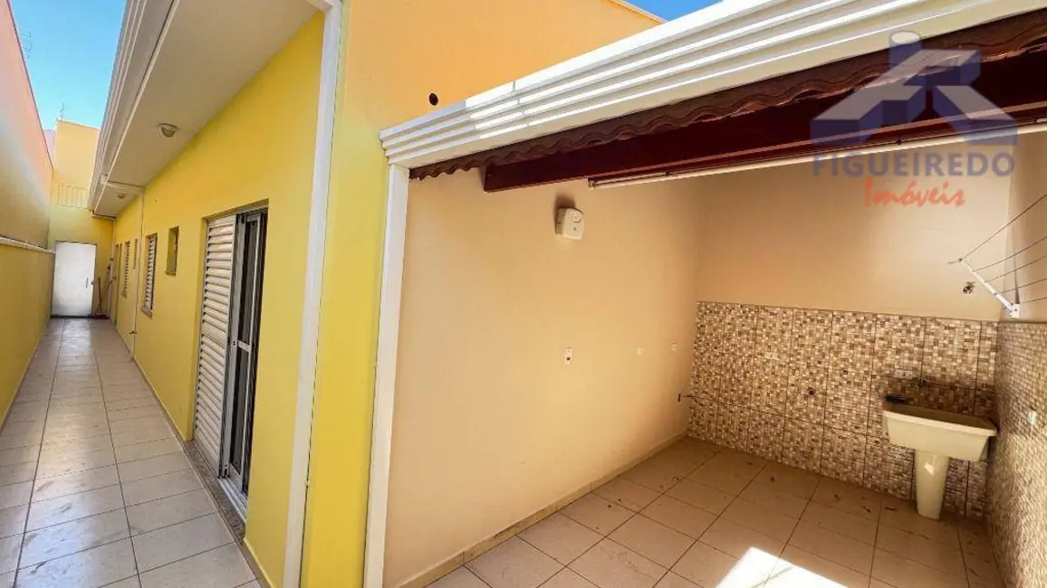 Foto 15 de Casa com 3 quartos para alugar em Centro, Tatui - SP