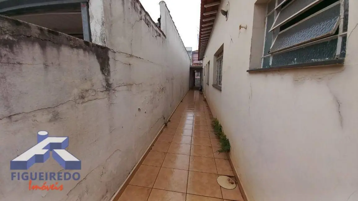 Foto 2 de Casa com 3 quartos à venda, 545m2 em Centro, Tatui - SP