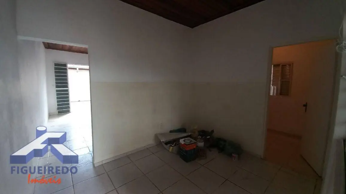 Foto 3 de Casa com 4 quartos à venda, 156m2 em Vila Doutor Laurindo, Tatui - SP