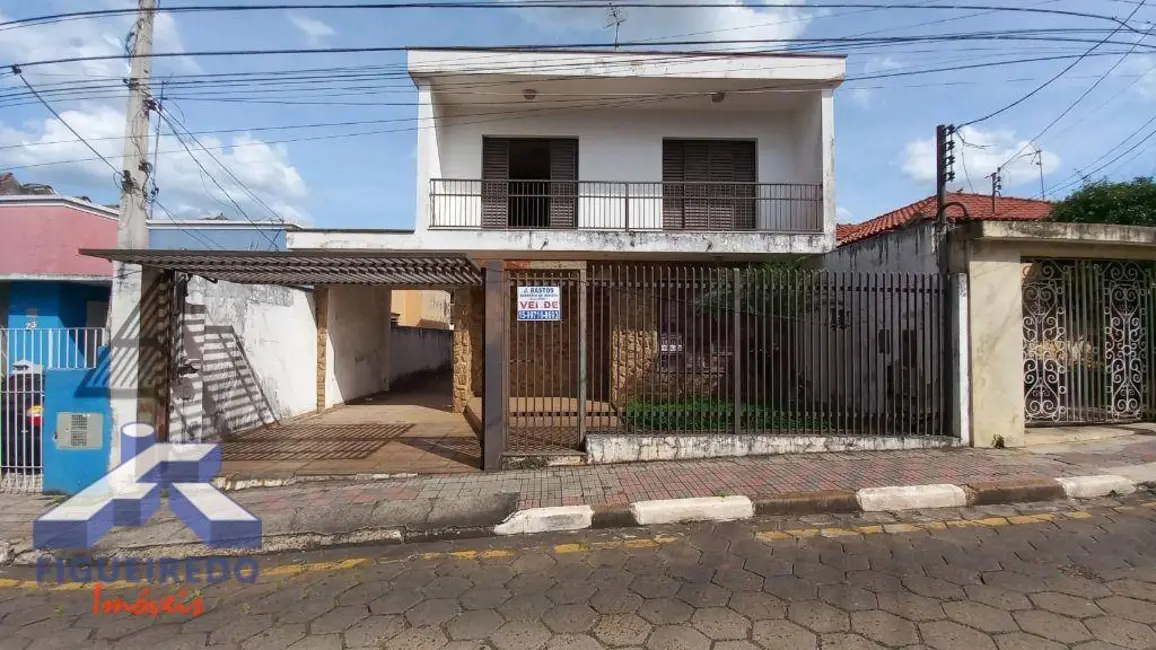 Foto 1 de Casa com 4 quartos à venda, 270m2 em Centro, Tatui - SP