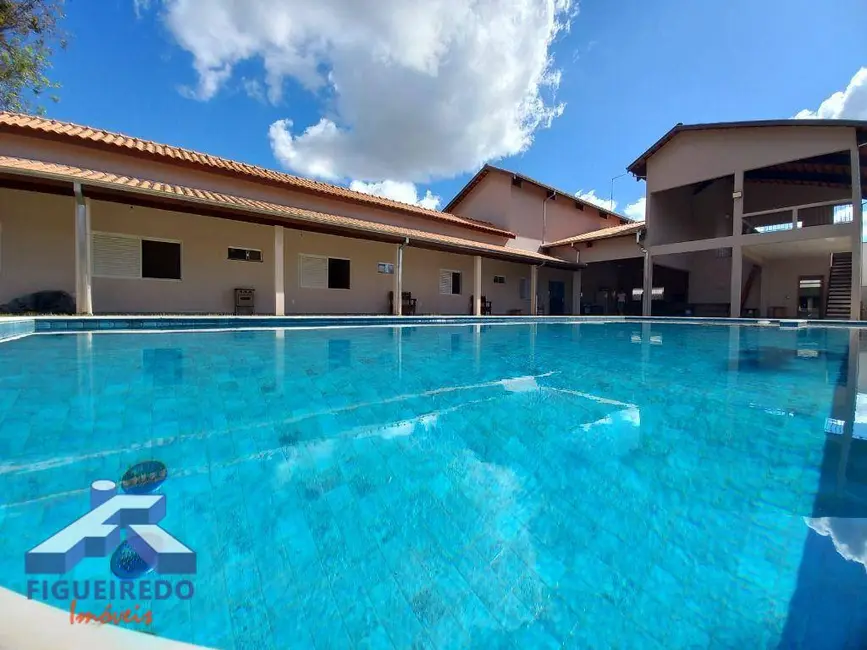 Foto 1 de Casa de Condomínio com 3 quartos à venda, 1000m2 em Portal das Nogueiras, Tatui - SP