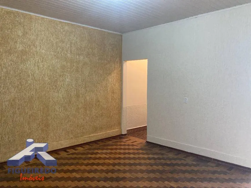 Foto 2 de Casa com 2 quartos para alugar em Centro, Tatui - SP