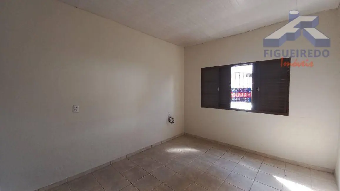 Casa com 2 quartos para alugar em Centro, Tatui - SP - imagem 5 Foto 5 de Casa com 2 quartos para alugar em Centro, Tatui - SP