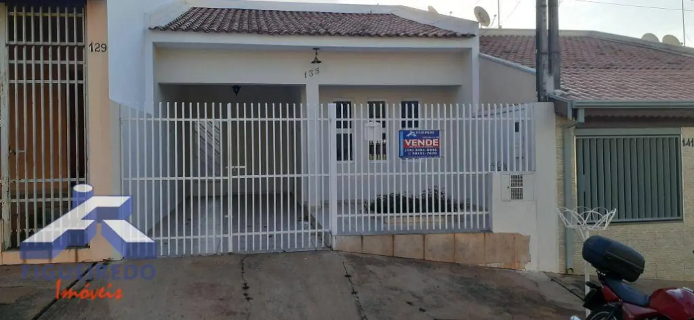 Foto 1 de Casa com 3 quartos para alugar em Vila Santa Emília, Tatui - SP