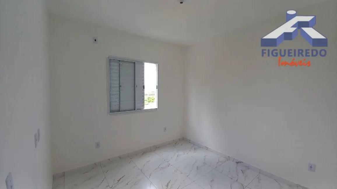 Foto 2 de Apartamento com 2 quartos para alugar, 51m2 em Tatui - SP