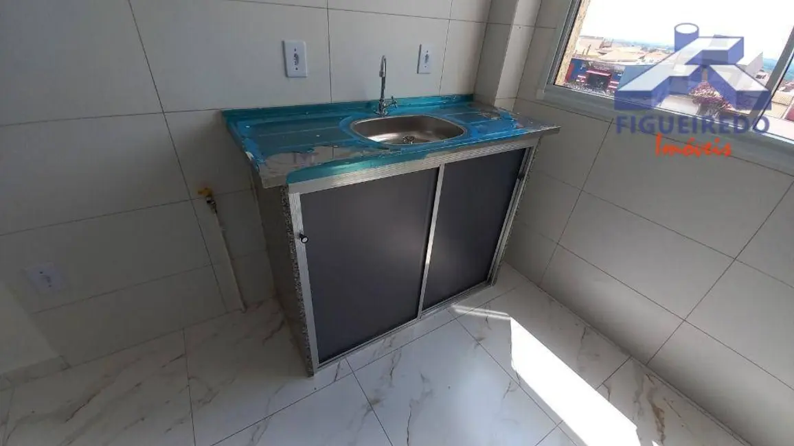 Foto 3 de Apartamento com 2 quartos para alugar, 51m2 em Tatui - SP