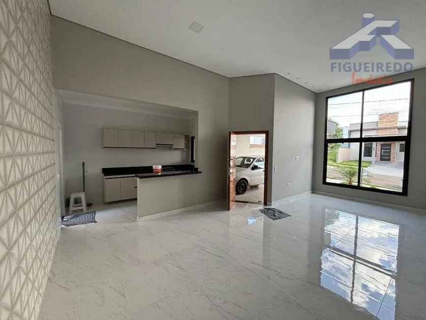 Foto 5 de Casa com 2 quartos à venda, 175m2 em Tatui - SP