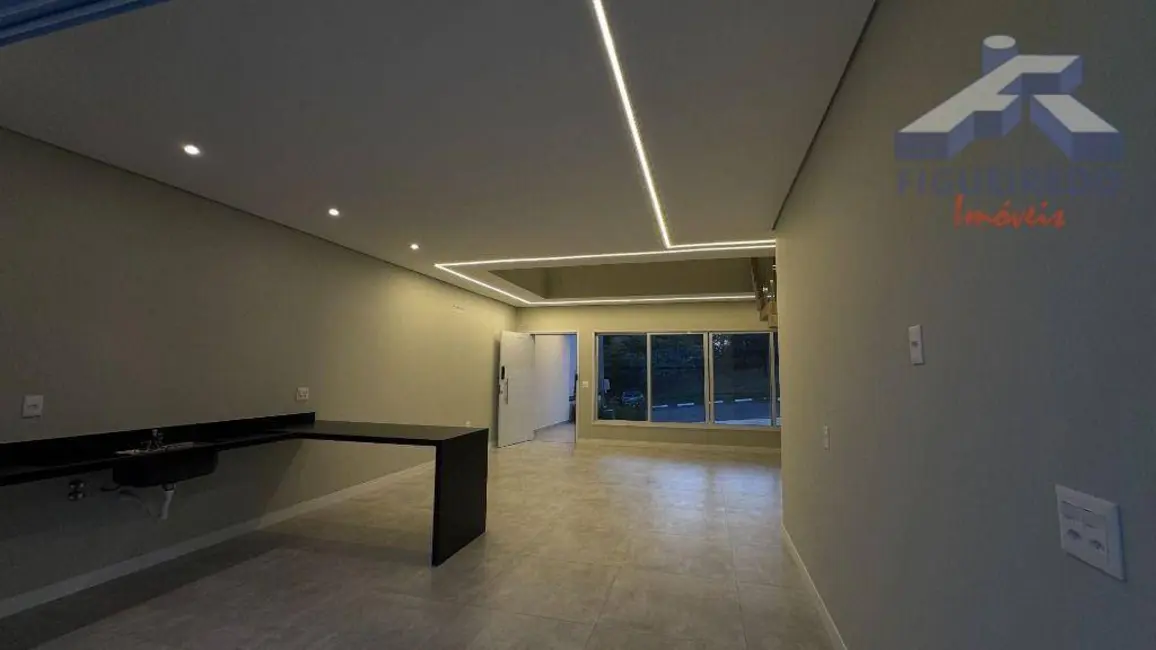 Foto 8 de Casa com 3 quartos à venda, 186m2 em Tatui - SP