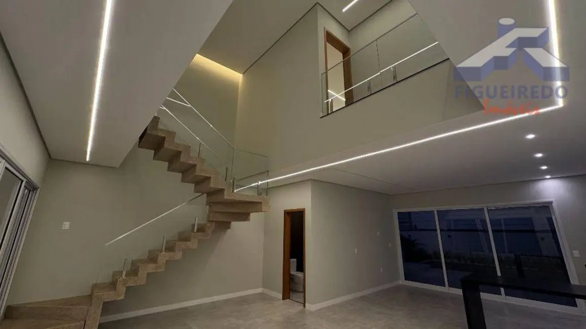 Foto 4 de Casa com 3 quartos à venda, 186m2 em Tatui - SP