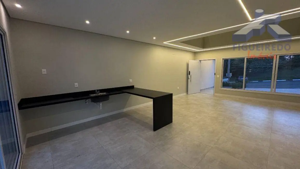 Foto 9 de Casa com 3 quartos à venda, 186m2 em Tatui - SP