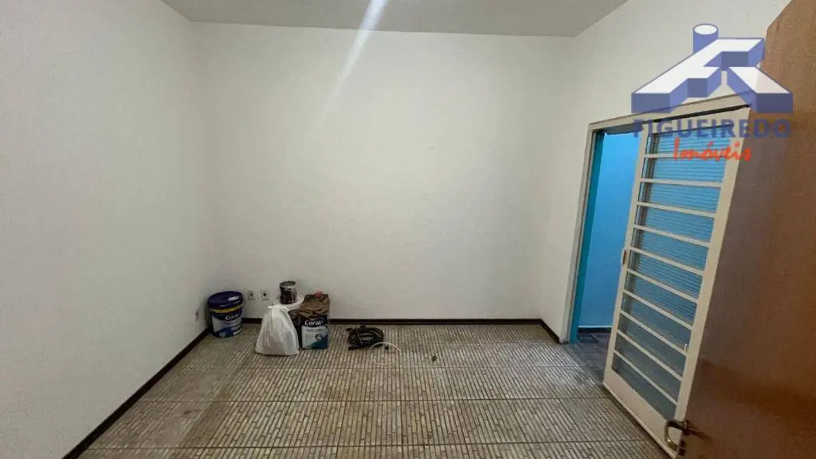 Casa com 2 quartos para alugar, 587m2 em Jardim Manoel de Abreu, Tatui - SP - imagem 9 Foto 9 de Casa com 2 quartos para alugar, 587m2 em Jardim Manoel de Abreu, Tatui - SP