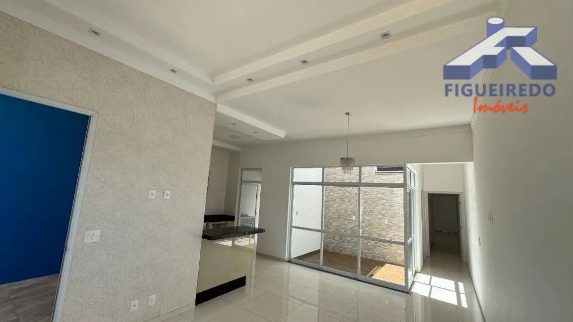Foto 5 de Casa com 2 quartos para alugar, 175m2 em Tatui - SP