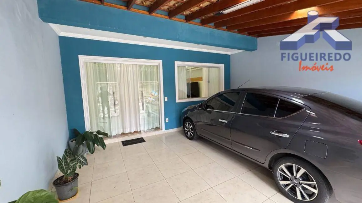 Foto 2 de Casa com 2 quartos à venda, 153m2 em Nova Tatuí, Tatui - SP