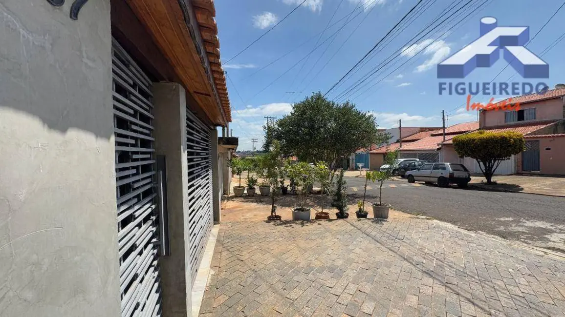 Foto 2 de Casa com 2 quartos à venda em Jardim Planalto, Tatui - SP