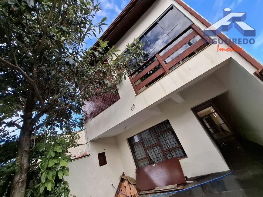 Foto 2 de Sobrado com 3 quartos à venda, 150m2 em Jardim Wanderley, Tatui - SP