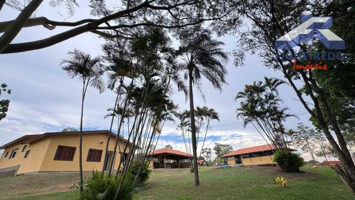 Foto 3 de Sítio / Rancho com 3 quartos à venda, 24200m2 em Tatui - SP