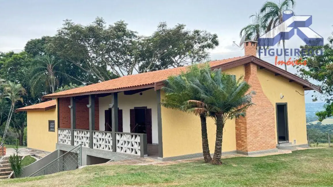 Foto 1 de Sítio / Rancho com 3 quartos à venda, 24200m2 em Tatui - SP