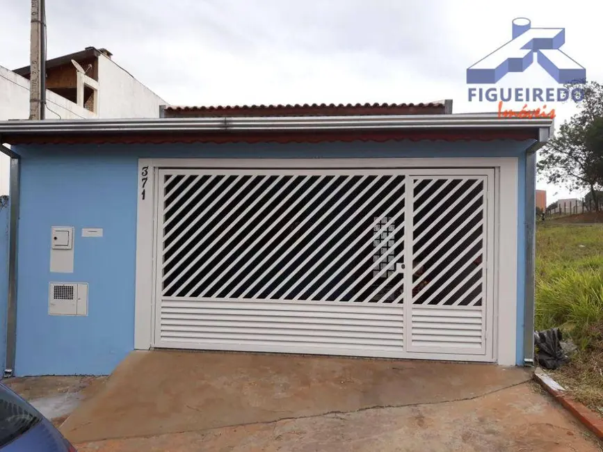 Foto 1 de Casa com 2 quartos à venda, 150m2 em Tatui - SP