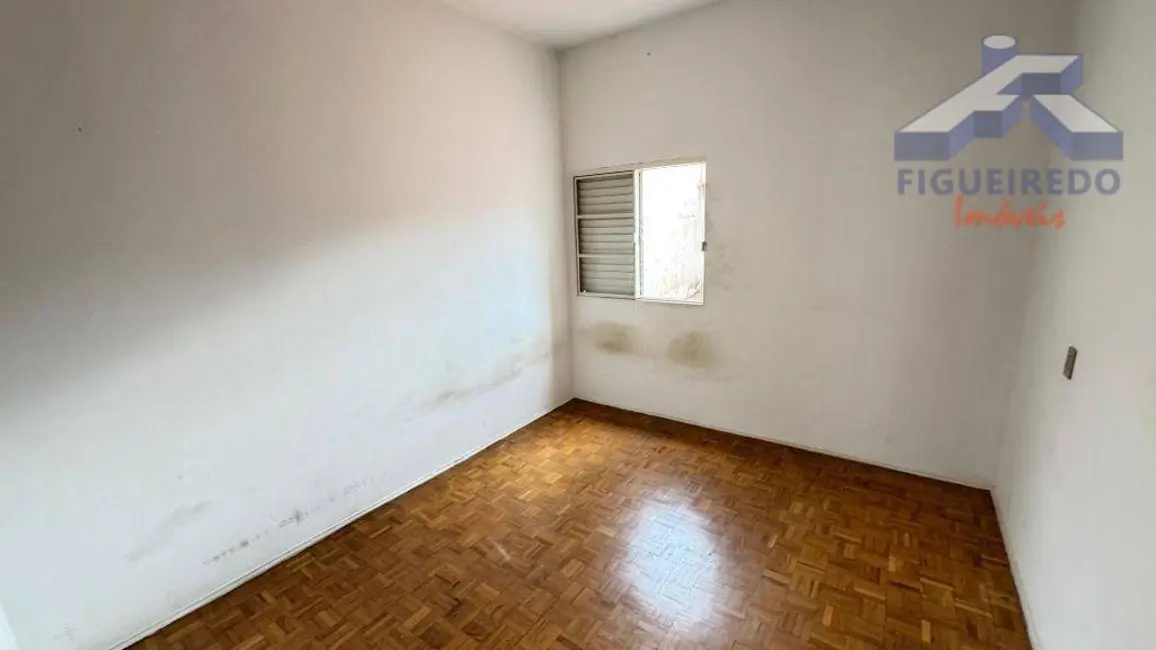 Foto 3 de Casa com 3 quartos à venda, 337m2 em Centro, Tatui - SP
