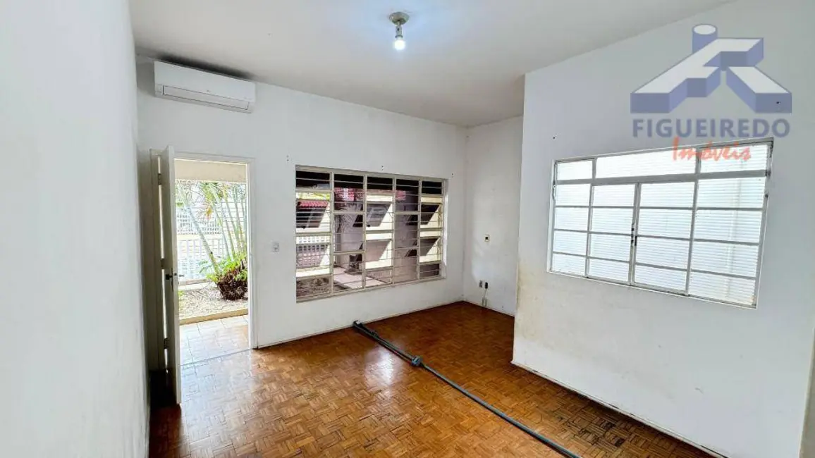Foto 9 de Casa com 3 quartos à venda, 337m2 em Centro, Tatui - SP